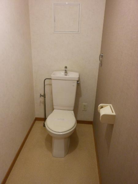 サンマリンニチベン　トイレ　
