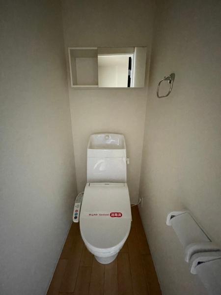 未来　トイレ　